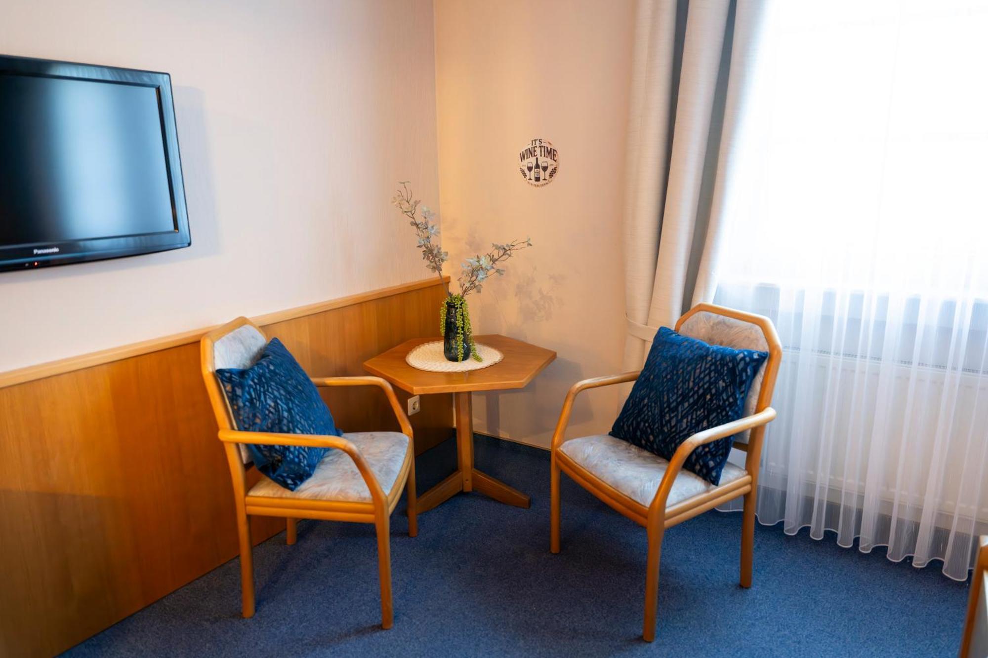 Hotel Guelser Weinstube Koblenz  Luaran gambar