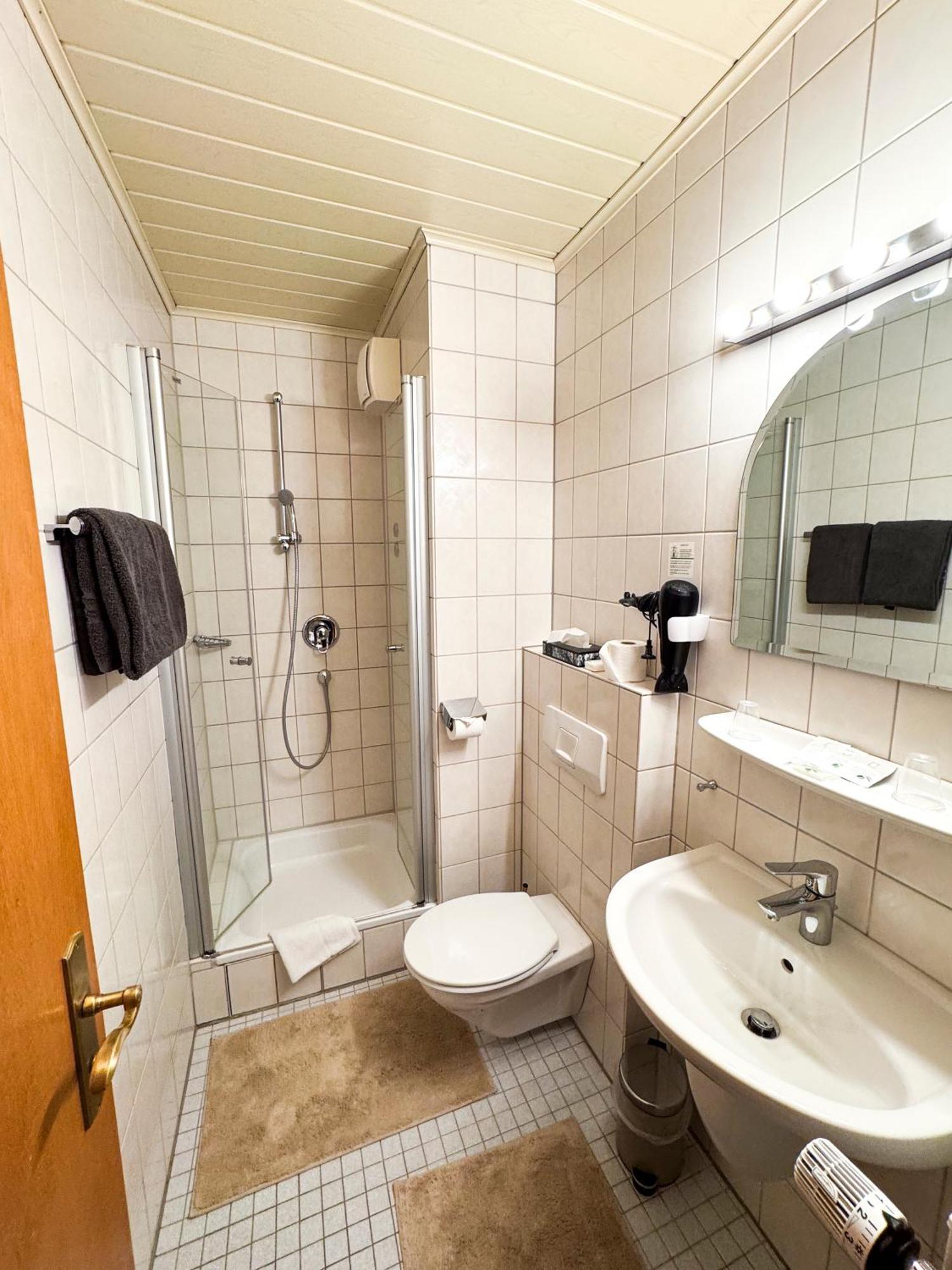 Hotel Guelser Weinstube Koblenz  Luaran gambar